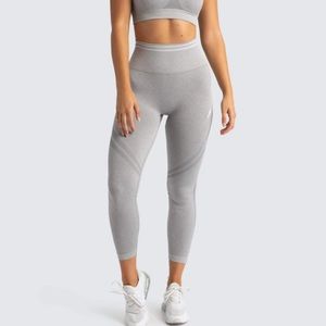 DOYOUEVEN Booty scrunch leggings, Grey, S